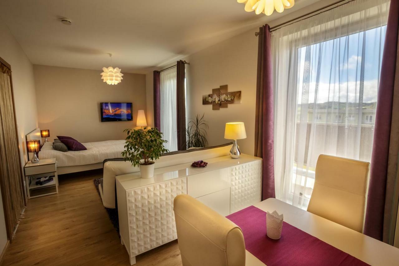 Luxurious, Lovely And Romantic Apartment In ตาบอร์ ภายนอก รูปภาพ