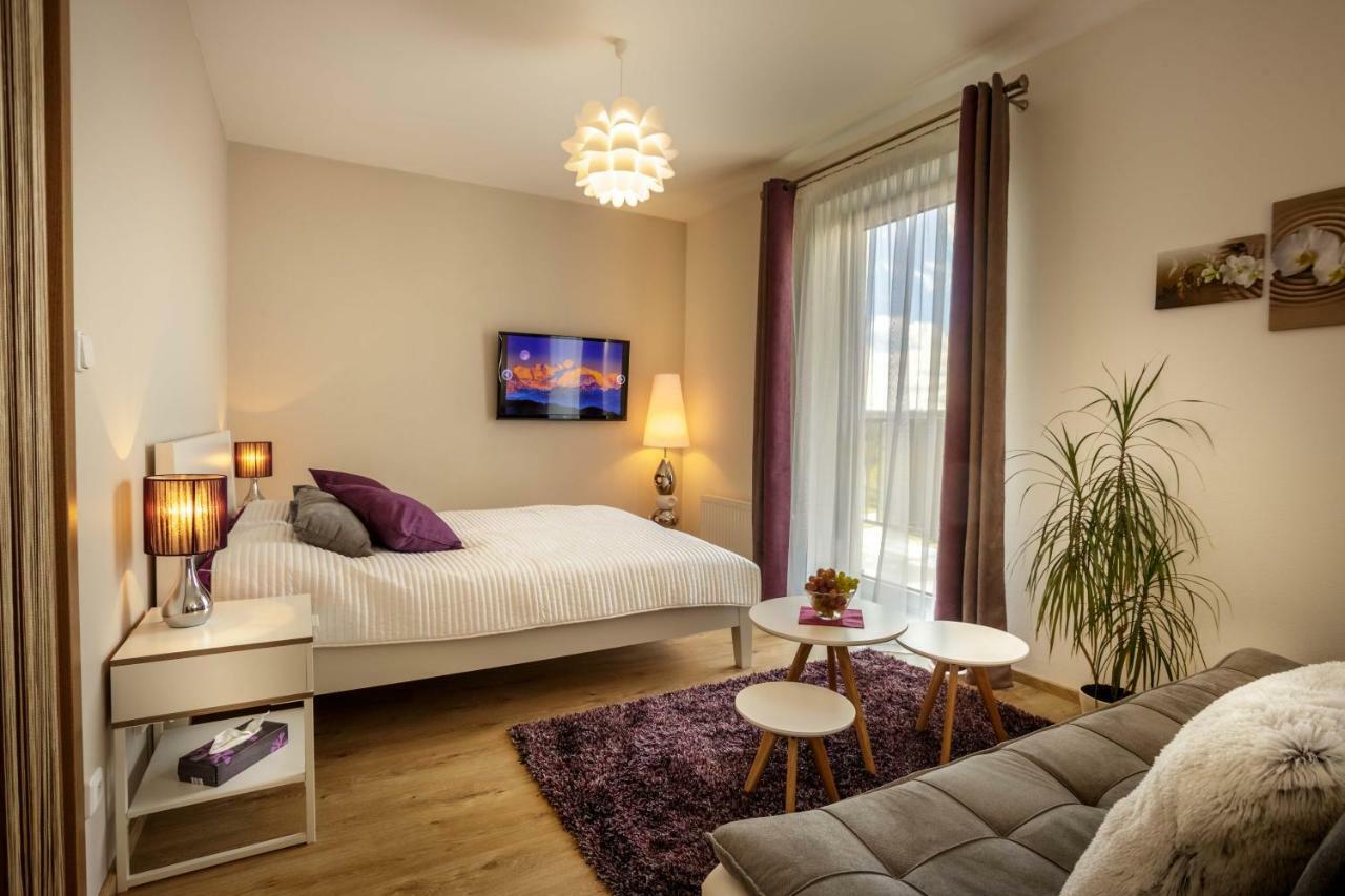 Luxurious, Lovely And Romantic Apartment In ตาบอร์ ภายนอก รูปภาพ