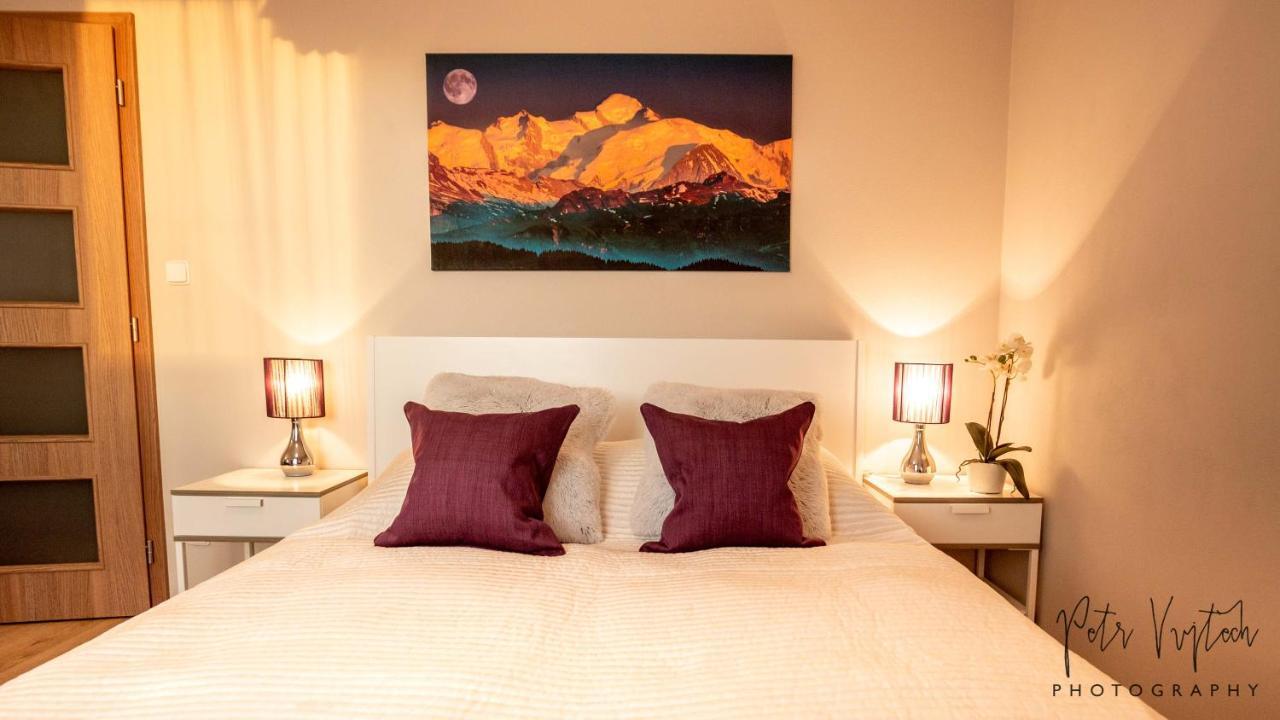 Luxurious, Lovely And Romantic Apartment In ตาบอร์ ภายนอก รูปภาพ