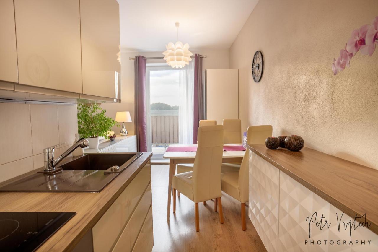 Luxurious, Lovely And Romantic Apartment In ตาบอร์ ภายนอก รูปภาพ