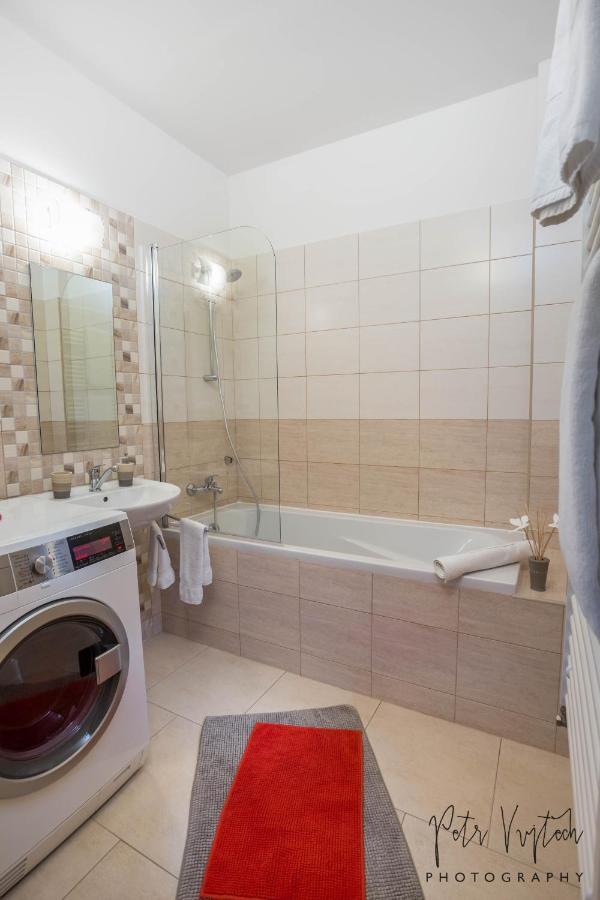 Luxurious, Lovely And Romantic Apartment In ตาบอร์ ภายนอก รูปภาพ